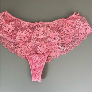 NWOT Victoria’s Secret Dream Angels Wide Side Thong Size M